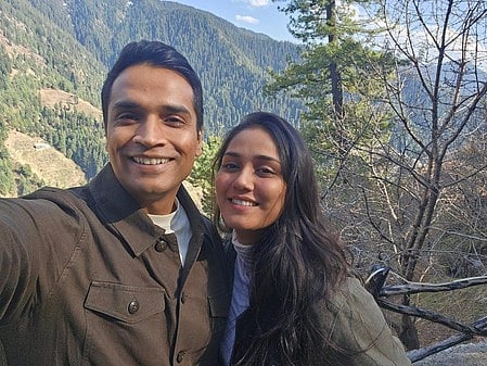 ट्विशा शर्मा मौत मामला: पति समर्थ सिंह के खिलाफ पुलिस ने जारी किया लुकआउट नोटिस