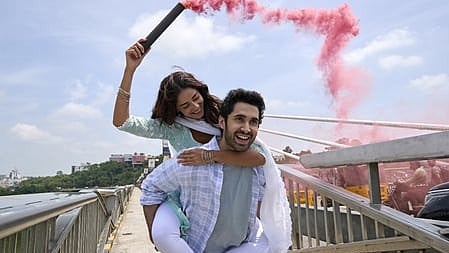 विवेक सोनी द्वारा निर्देशित और अनन्या पांडे व लक्ष्य अभिनीत यह फिल्म, युवा प्रेम की सुंदरता, उसकी गहराई और अंततः होने वाली भावनात्मक थकावट को बेहद ईमानदारी से दर्शाती है। 