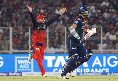आईपीएल 2026: पहले क्वालिफायर में आरसीबी के सामने जीटी की मुश्किल चुनौती, जानें हेड टू हेड रिकॉर्ड?