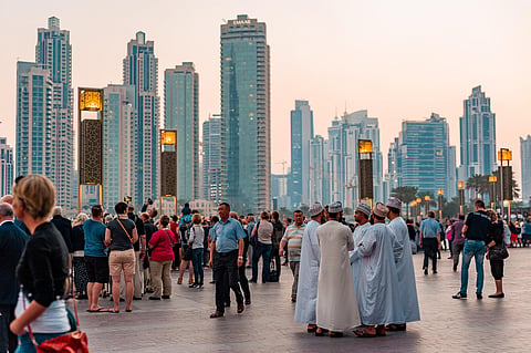  दुबई (Dubai) 