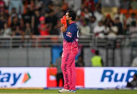 IPL 2026: वैभव सूर्यवंशी बने 'मोस्ट वैल्यूएबल प्लेयर', जानिए किसे मिला कौन-सा अवॉर्ड?