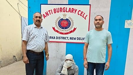 द्वारका पुलिस की बड़ी कार्रवाई, हत्या के प्रयास में तीन साल से फरार घोषित अपराधी गिरफ्तार