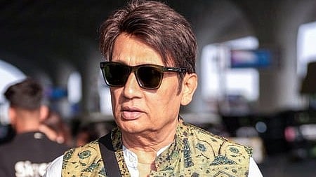 फरार भारतीयों पर शेखर सुमन का कटाक्ष, वे कभी आसमान और मैदान के सितारे थे