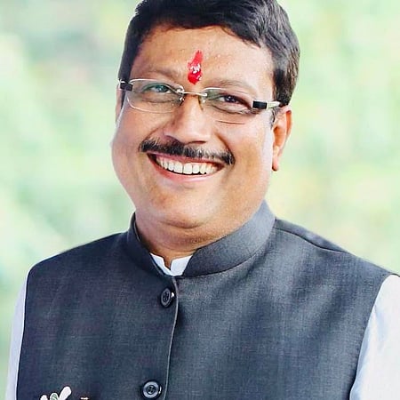 तृणमूल कांग्रेस के पूर्व विधायक सब्यसाची दत्ता को उगाही और भ्रष्टाचार के आरोप में गिरफ्तार