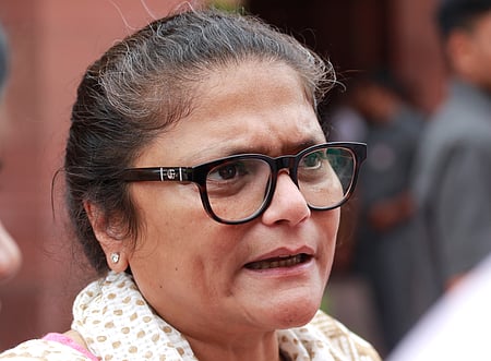 टीएमसी छोड़ने का कारण राजनीतिक और व्यक्तिगत