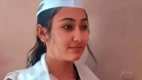 राष्ट्रीय महिला आयोग (एनसीडब्ल्यू) ने गुजरात के राजकोट में 21 वर्षीय नंदिनी आनंद भाई बोसामिया की संदिग्ध परिस्थितियों में हुई मृत्यु की अत्यंत गंभीर एवं हृदयविदारक घटना का स्वतः संज्ञान लिया है।  