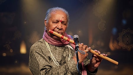 पिता बनाना चाहते थे पहलवान, लेकिन बने बांसुरी के जादूगर, जानें हरिप्रसाद चौरसिया का अनोखा सफर