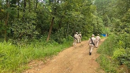 मणिपुर में कुकी गांव पर उग्रवादियों के हमले में दो ग्रामीणों की मौत, कई घायल