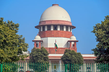 सुप्रीम कोर्ट ने बीसीआई चेयरमैन से मारपीट मामले में सीबीआई जांच से किया इनकार, कहा- हाईकोर्ट जाएं