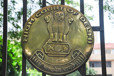 सत्य निकेतन हादसे पर सख्त दिल्ली हाईकोर्ट ने कहा-सरकार जिम्मेदारी से बच नहीं सकती, डीयू समेत 6 को नोटिस