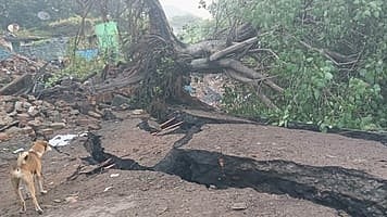 धनबाद के सिजुआ में भीषण भू-धंसान से पांच मकान जमींदोज, एक बच्चे की मौत, कई घायल
