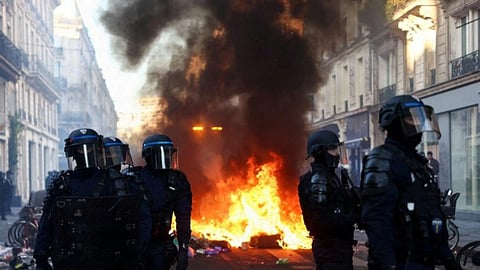 Europe के 7 से ज़्यादा देश GenZ के महाआंदोलन में क्यों जल रहे हैं?
