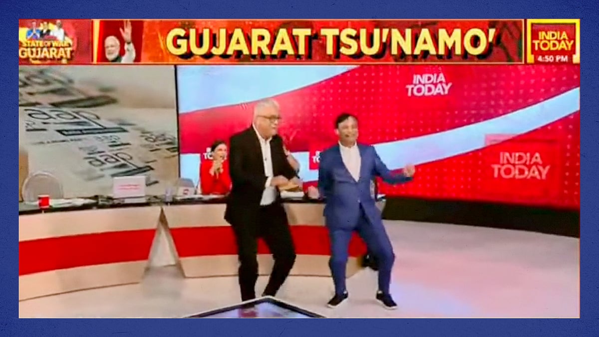 Rajdeep breaks into a dance with Pradeep Gupta. The latter's Axis My India predicted the Himachal trends correctly.