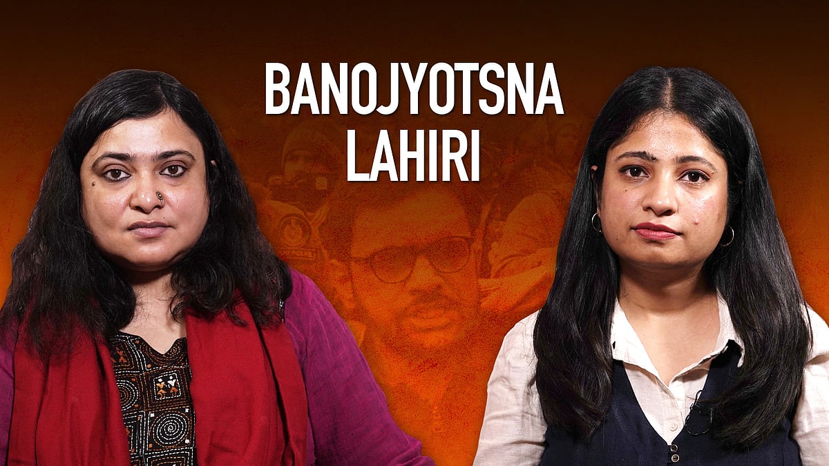 Banojyotsna Lahiri (left) with Sumedha Mittal from Newslaundry.