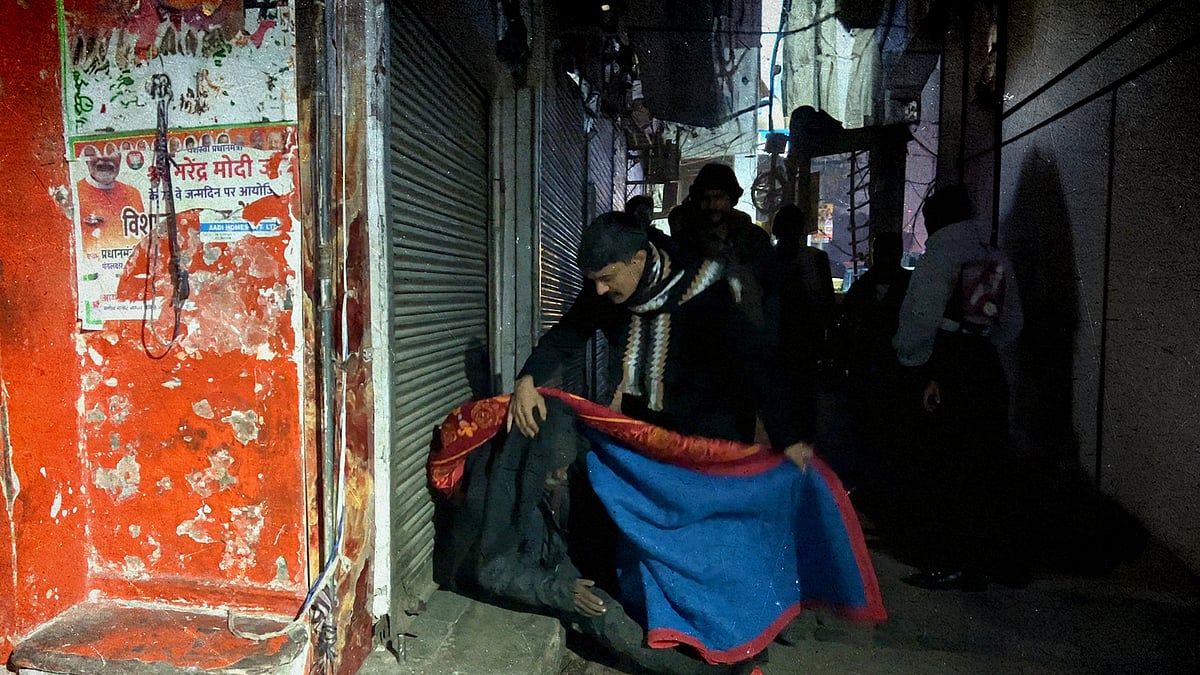 Delhi winter kills: Man on mission to save the homeless says 'found 27 dead so far' - Vimarsana News