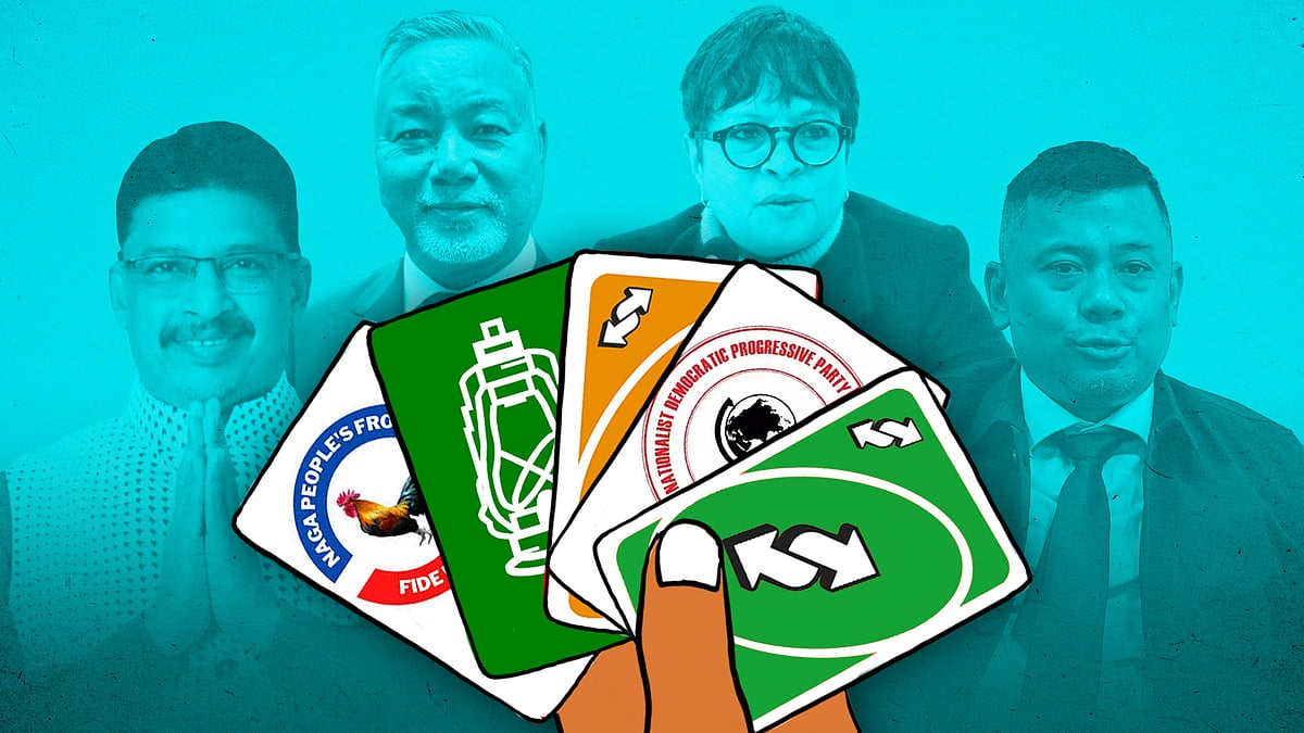 अभय कुशवाहा, डॉ. चुम्बेन मुरी, माज़ेल अम्पारेन लिंगदोह और सालेंग संगमा की तस्वीर.