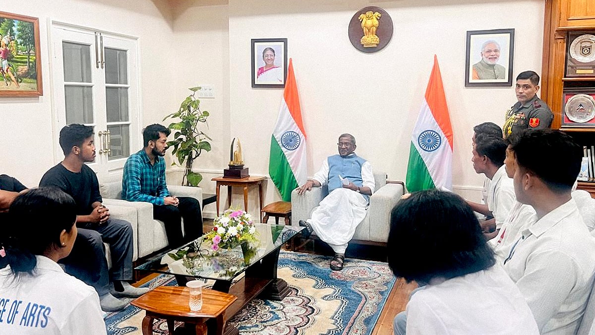 A picture of a meeting with a few student representatives that was tweeted by the Manipur governor.