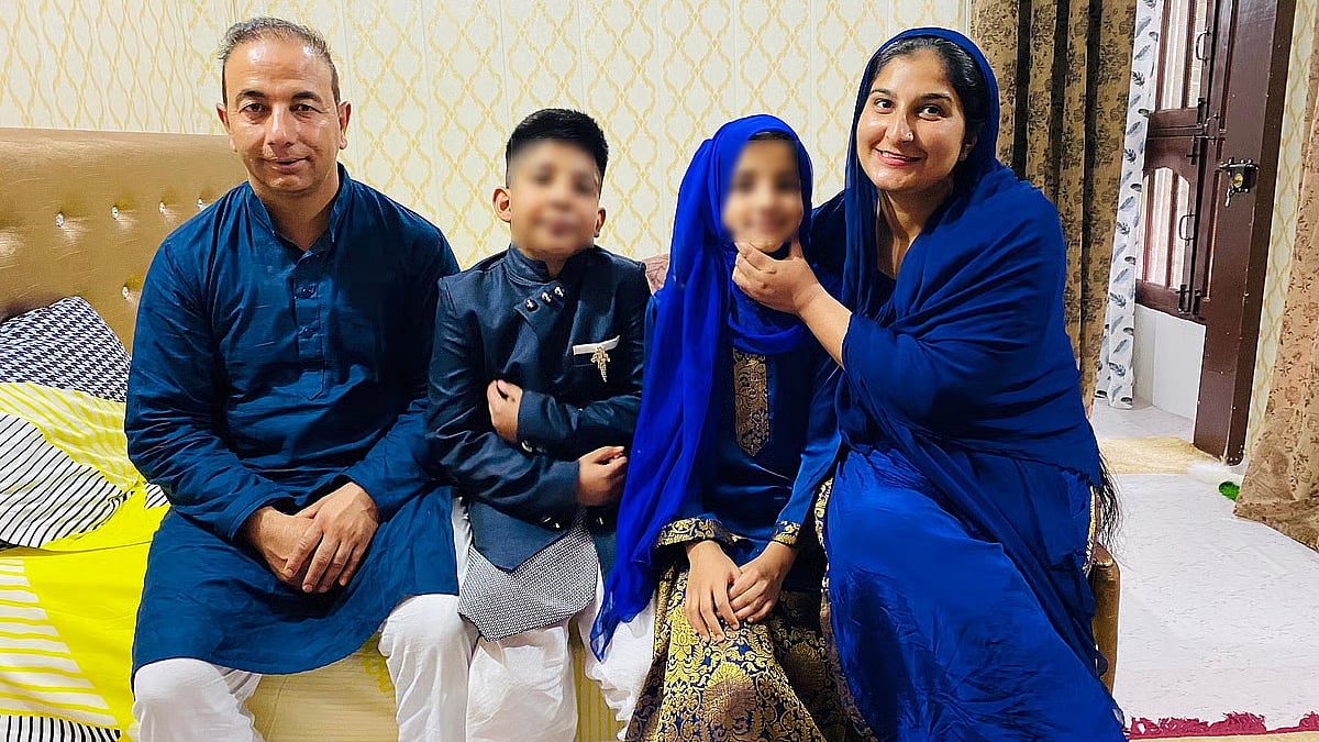 Rameez, Zain, Urwa, and Urusa Khan