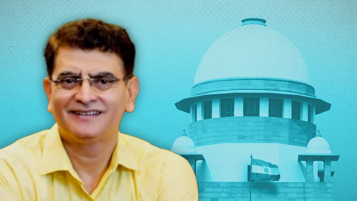 पत्रकार अजय शुक्ला और बैकग्राउंड में सुप्रीम कोर्ट की तस्वीर 