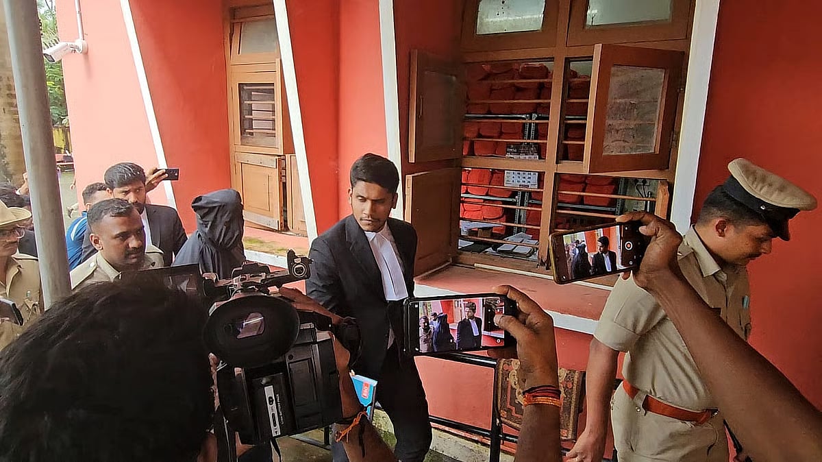 Witness in Dharmasthala mass burial case arrives at the court.