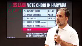 राहुल का ‘हाइड्रोजन बम’: हरियाणा में 5 तरीकों से हुई वोट चोरी, 25 लाख फर्जी वोटर का दावा