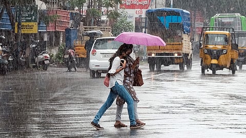 സംസ്ഥാനത്ത് അതിശക്ത മഴ