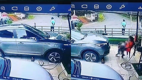 കോട്ടയത്ത് ഇലക്ട്രിക് ചാർജിങ് സ്റ്റേഷനിലേക്ക് കാർ പാഞ്ഞുകയറി നാല് വയസുകാരന് ദാരുണാന്ത്യം