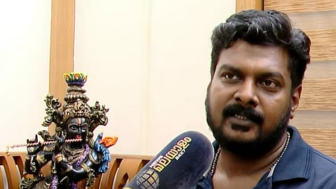 Irinjalakuda Complaint alleging that temple chief was insulted over his skin color at Irinjalakuda