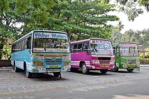 സ്വകാര്യ ബസുടമകൾ ഈ മാസം 22ന് നടത്താനിരുന്ന സമരം പിൻവലിച്ചു.