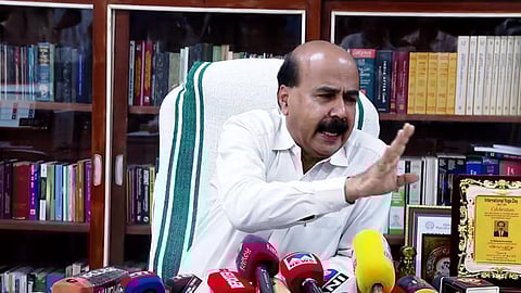 കേരള സർവകലാശാല വിസി മോഹനന്‍‌ കുന്നുമ്മല്‍