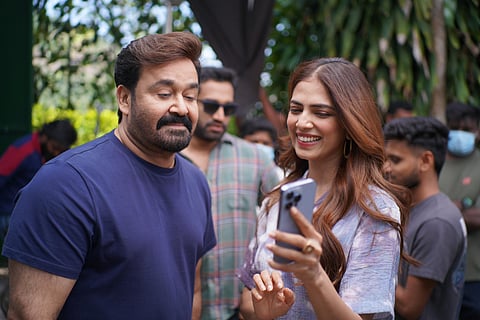 Malavika Mohanan and Mohanlal, hridayapoorvam