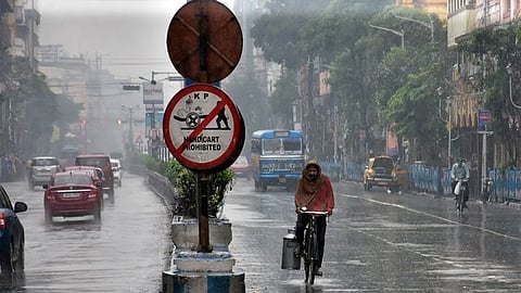 ഡൽഹിയിൽ കനത്ത മഴ