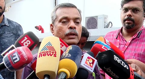 ഡോ. ഹാരിസിനെതിരെ സർക്കാർ ഏതെങ്കിലും തരത്തിലുള്ള കടുത്ത നടപടിയിലേക്ക് കടക്കാന്‍ സാധ്യതയില്ല.