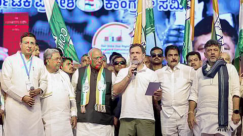 കർണാടകയിലെ കോണ്‍ഗ്രസ് പ്രതിഷേധ റാലി