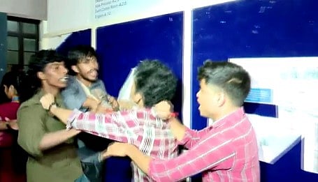 കാസർഗോഡ് ഗവ. കോളേജിൽ സംഘർഷം