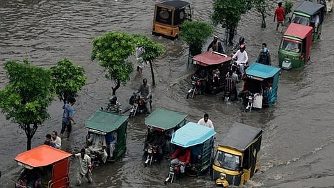 പേമാരിയും പ്രളയവും; പാകിസ്ഥാനിൽ മരണം 200 കടന്നു, നിരവധി പേർക്ക് പരിക്ക്  