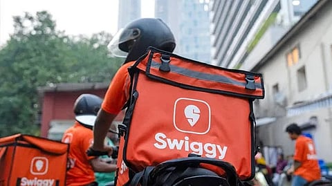 ഫുഡിന് ഇനി വില കൂടും..! പ്ലാറ്റ് ഫോം ഫീസ് വീണ്ടും കൂട്ടി സ്വിഗ്ഗി