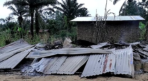 കോംഗോയിൽ വിമതർ തകർത്ത വീടുകൾ