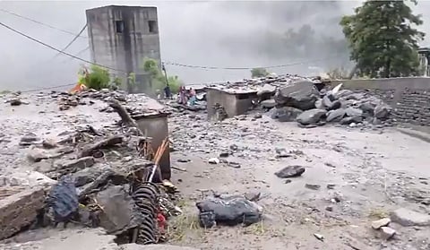 തരാലിയിൽ നിന്നുള്ള ദൃശ്യങ്ങൾ