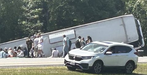 ബസ് അപകടത്തിൻ്റെ ദൃശ്യങ്ങൾ