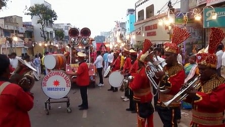 ബാൻഡ് സെറ്റ് 