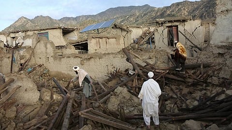 At least 800 people killed and 2500 others injured in an earthquake struck Afghanistan’s Kunar province