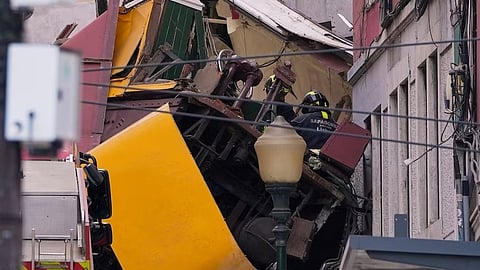 പോർച്ചുഗലിലെ ലിസ്ബണിൽ ട്രെയിനപകടം, 15 പേർ മരിച്ചതായി റിപ്പോർട്ട്;  നിരവധി പേർക്ക് പരിക്ക്