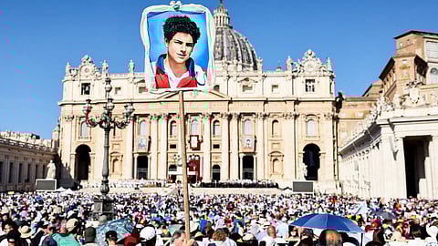 കത്തോലിക്കാ സഭക്ക് രണ്ട് വിശുദ്ധർ കൂടി; കാർലോ അക്യൂട്ടിസ്, പിയർ ജോർജിയോ ഫ്രസാറ്റി എന്നിവരെ മാർപ്പാപ്പ വിശുദ്ധരായി പ്രഖ്യാപിച്ചു