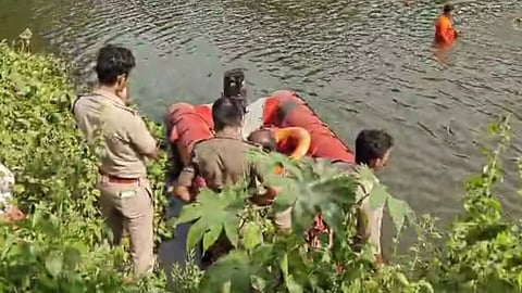 ഇന്നലെയാണ് ഇരുവരും മുങ്ങി മരിച്ചത് 