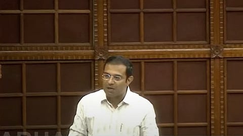 ചോദ്യം ചെയ്യപ്പെടാൻ കഴിയാത്ത രാജാവിൻ്റെ പടയാളികളാണ് പൊലീസ്, സേനയുടെ അധഃപതനത്തിന് കാരണം മുഖ്യമന്ത്രി: റോജി എം. ജോൺ