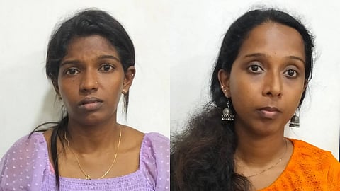 നാടുകടത്തിയ പ്രതികൾ