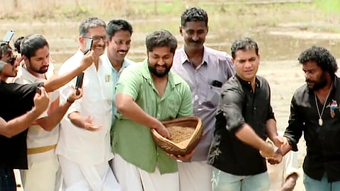 വിത മഹോത്സവത്തില്‍ ധ്യാന്‍ ശ്രീനിവാസന്‍, ഹൈബി ഈഡന്‍ എംപി