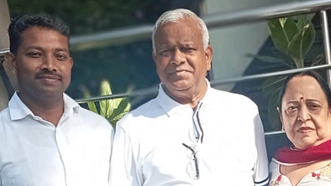 ആർഎസ്എസ് നേതാവിനും കുടുംബത്തിനുമൊപ്പം രഞ്ജു