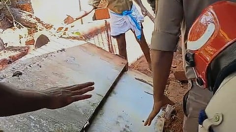 കോഴിക്കോട് മതിലിടിഞ്ഞ് അപകടം